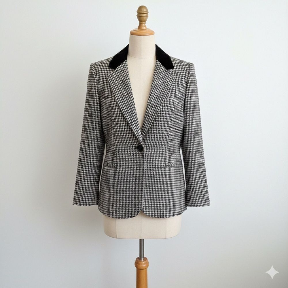 Wool Blend Size 12 Houndstooth W/Velvet Collar Single Button Blazer Sag Harbor